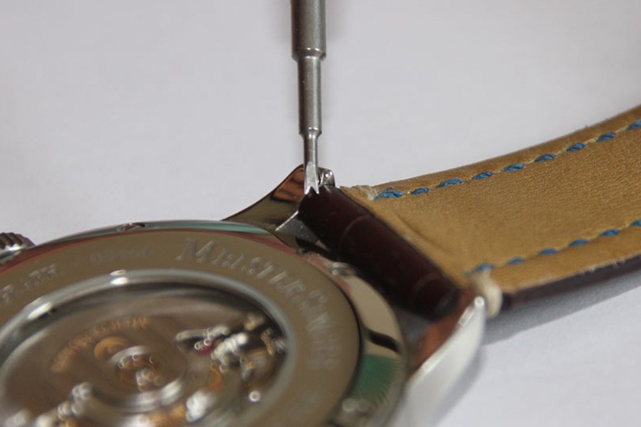 Démonter un bracelet de montre : guide et vidéos